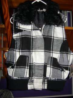 Mudd Plaid Sleeveless Removable Fur Trimmed Vest Sz XL  