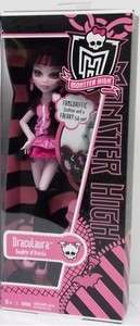 Monster High 11 Doll Fashion Draculaura with Pet NIB by Mattel  