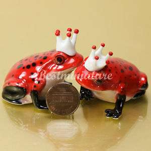 Prince & Princess Frog Miniature Ceramic Figurine  R  