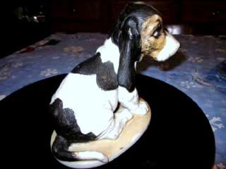 Vintage 1983 HOMCO Masterpiece Porcelain Basset Hound Figurine Dog 