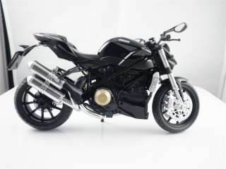   112 BLACK DUCATI STREETFIGHTER MOTORCYCLE MODEL