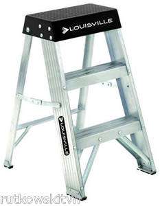 Louisville 2 Foot Step Ladder   Aluminum Type IA 300 LB Duty Rating 