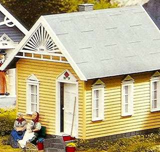   ADAMS GINGERBREAD HOUSE G Scale Building Kit 62239 New in box  