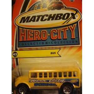  Matchbox Hero City School Bus Collector #42 2003 1/64 