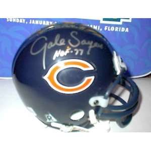 Gale Sayers autographed Chicago Bears mini helmet