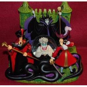  Disney Villains Snowglobe