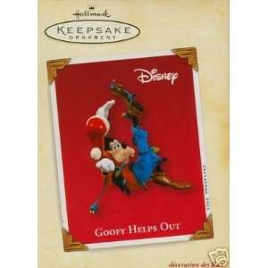   Goofy Helps Out Disney 2003 Hallmark Keepsake Ornament