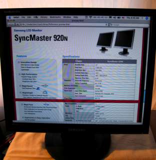Apple MacBook 13.3 Laptop   MA700LL/A + 19 Samsung 920N Monitor 