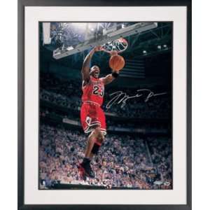   Jordan Picture   with 98 Finals Dunk Inscription   Autographed NBA