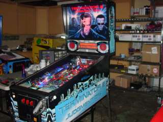 Terminator 2 Pinball Machine, Just Serviced, Warranty  