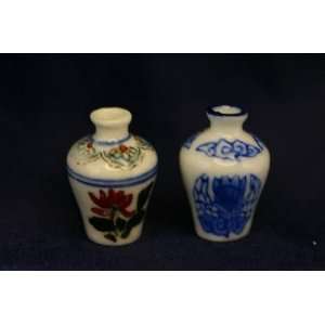   Miniature Set of 2 Handpainted Porcelaine Vases Toys & Games