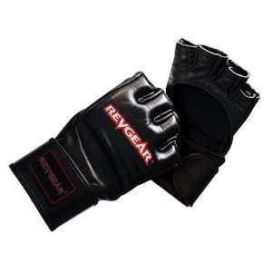  Revgear Economy MMA Leather Gloves (Medium) Sports 