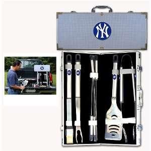  New York Yankees MLB Barbeque Utensil Set w/Case (8 Pc 